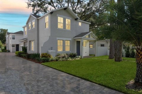 Apartment in Orlando, Florida 3 bedrooms, 175.77 sq.m. № 2437262 - photo 3