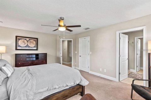 Apartment in Orlando, Florida 3 bedrooms, 175.77 sq.m. № 2437262 - photo 15
