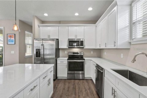Apartment in Orlando, Florida 3 bedrooms, 175.77 sq.m. № 2437262 - photo 12