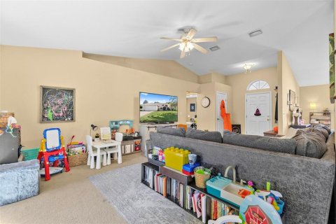 Villa ou maison à louer à Palm Coast, Floride: 3 chambres, 146.04 m2 № 2430580 - photo 9