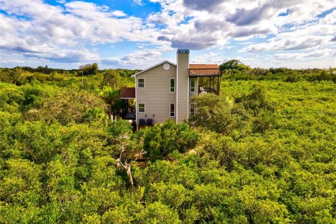Villa ou maison à louer à Terra Ceia, Floride: 3 chambres, 201.13 m2 № 1770110 - photo 2