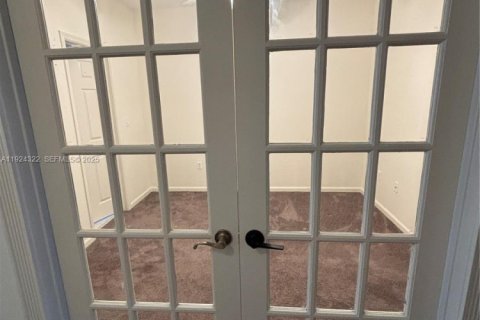 Adosado en alquiler en Tamarac, Florida, 3 dormitorios, 130.43 m2 № 1982896 - foto 24