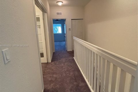 Adosado en alquiler en Tamarac, Florida, 3 dormitorios, 130.43 m2 № 1982896 - foto 11