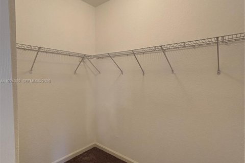 Adosado en alquiler en Tamarac, Florida, 3 dormitorios, 130.43 m2 № 1982896 - foto 14