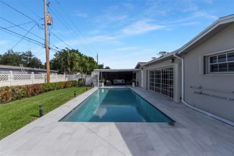 Casa en venta en Hollywood, Florida, 4 dormitorios, 185.71 m2 № 1974133 - foto 29