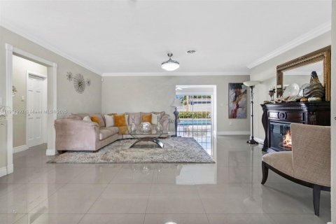 Casa en venta en Hollywood, Florida, 4 dormitorios, 185.71 m2 № 1974133 - foto 24