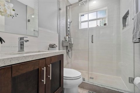 Casa en venta en Hollywood, Florida, 4 dormitorios, 185.71 m2 № 1974133 - foto 21