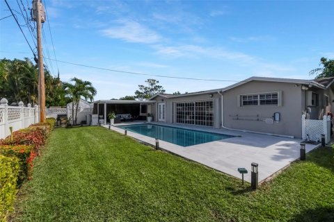 Casa en venta en Hollywood, Florida, 4 dormitorios, 185.71 m2 № 1974133 - foto 30