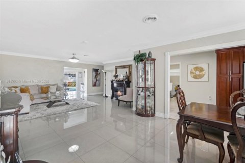 Casa en venta en Hollywood, Florida, 4 dormitorios, 185.71 m2 № 1974133 - foto 23