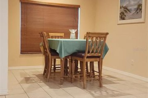 Casa en venta en Ruskin, Florida, 4 dormitorios, 248.23 m2 № 1767896 - foto 6