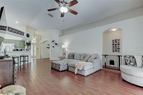 House in Brooksville, Florida 4 bedrooms, 165.37 sq.m. № 1798258 - photo 9