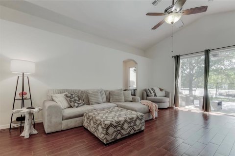 House in Brooksville, Florida 4 bedrooms, 165.37 sq.m. № 1798258 - photo 13