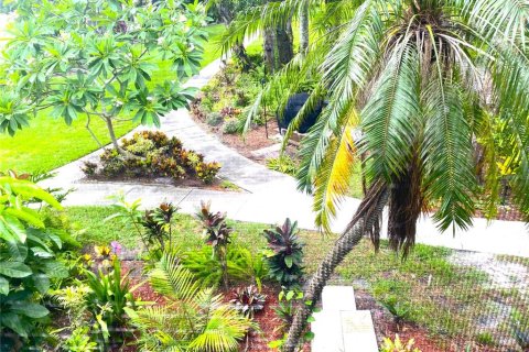 Condo in Bradenton, Florida, 2 bedrooms  № 1815853 - photo 15