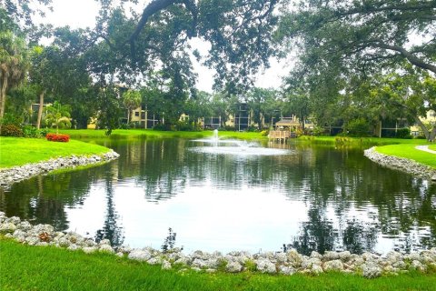 Condo in Bradenton, Florida, 2 bedrooms  № 1815853 - photo 28