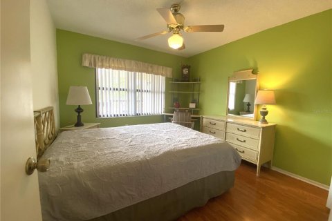 Condo in Bradenton, Florida, 2 bedrooms  № 1815853 - photo 20