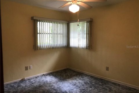 Villa ou maison à louer à Inverness, Floride: 2 chambres, 113.81 m2 № 2419524 - photo 10