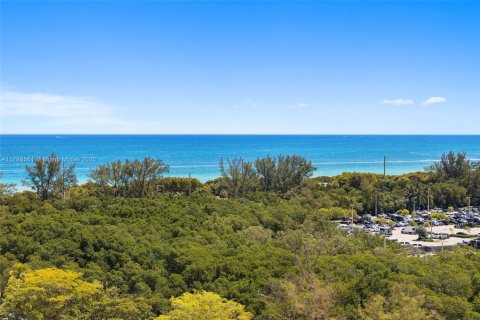 Copropriété à vendre à Sunny Isles Beach, Floride: 1 chambre, 70.79 m2 № 1861797 - photo 2
