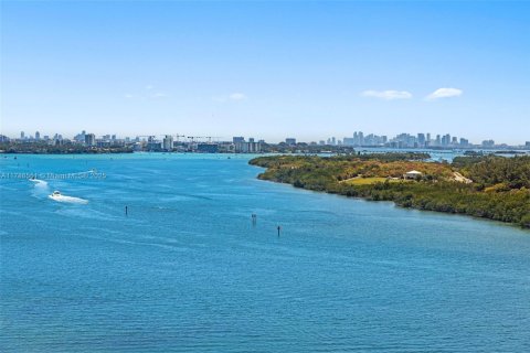 Copropriété à vendre à Sunny Isles Beach, Floride: 1 chambre, 70.79 m2 № 1861797 - photo 13