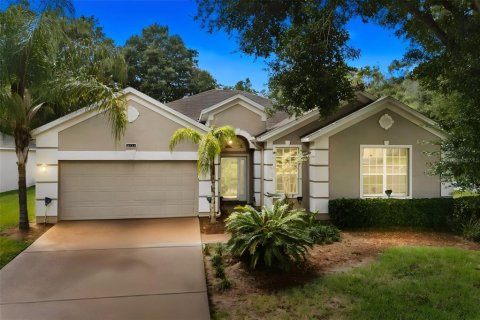 Casa en Clermont, Florida 2 dormitorios, 188.68 m2 № 2322366