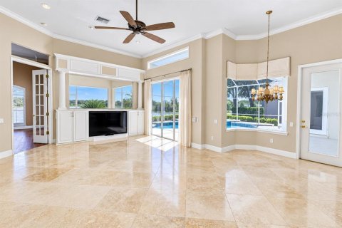 Villa ou maison à vendre à Lake Mary, Floride: 4 chambres, 303.05 m2 № 2398640 - photo 13