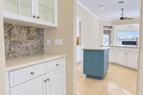 Villa ou maison à vendre à Lake Mary, Floride: 4 chambres, 303.05 m2 № 2398640 - photo 14