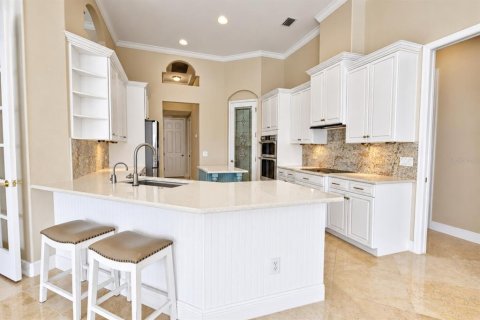 Villa ou maison à vendre à Lake Mary, Floride: 4 chambres, 303.05 m2 № 2398640 - photo 12