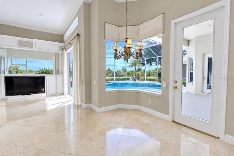 Villa ou maison à vendre à Lake Mary, Floride: 4 chambres, 303.05 m2 № 2398640 - photo 9