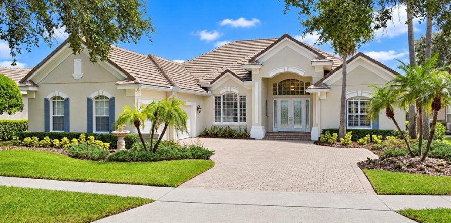 Villa ou maison à Lake Mary, Floride 4 chambres, 303.05 m2 № 2398640