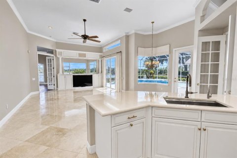 Villa ou maison à vendre à Lake Mary, Floride: 4 chambres, 303.05 m2 № 2398640 - photo 11
