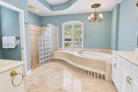 Villa ou maison à vendre à Lake Mary, Floride: 4 chambres, 303.05 m2 № 2398640 - photo 22