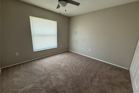 House in Brandon, Florida 3 bedrooms, 156.45 sq.m. № 2095761 - photo 18