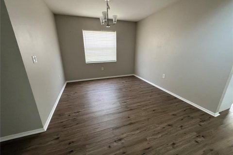 House in Brandon, Florida 3 bedrooms, 156.45 sq.m. № 2095761 - photo 11