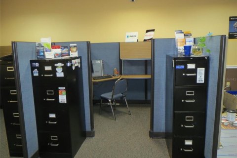 Propiedad comercial en alquiler en Orlando, Florida, 124.21 m2 № 1745016 - foto 9