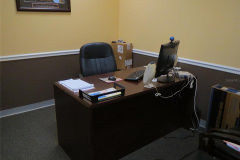 Propiedad comercial en alquiler en Orlando, Florida, 124.21 m2 № 1745016 - foto 14