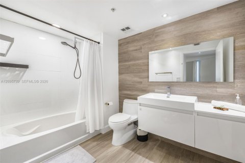 Copropriété à louer à Miami, Floride: 2 chambres, 113.99 m2 № 2386894 - photo 19