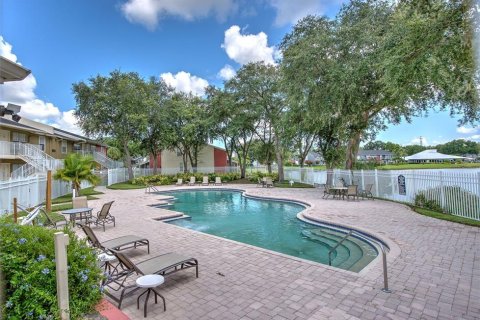 Condominio en venta en Brandon, Florida, 1 dormitorio, 55.56 m2 № 1902598 - foto 23
