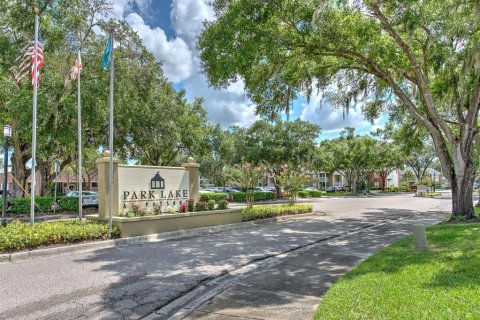 Condominio en venta en Brandon, Florida, 1 dormitorio, 55.56 m2 № 1902598 - foto 20
