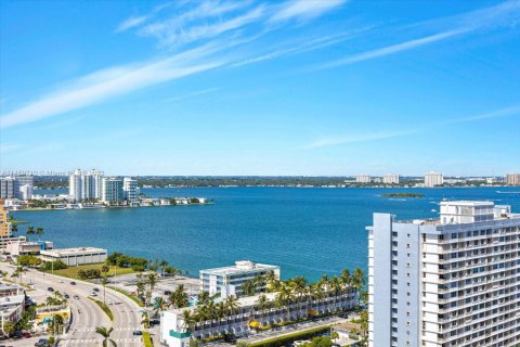 Copropriété à vendre à North Bay Village, Floride: 1 chambre, 65.5 m2 № 1981523 - photo 10