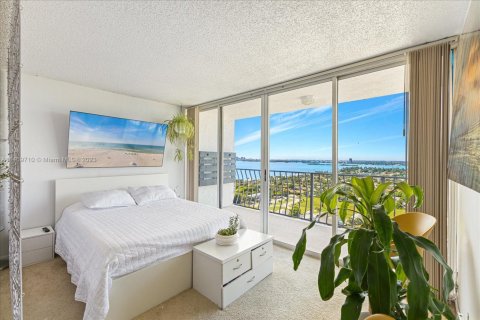 Copropriété à vendre à North Bay Village, Floride: 1 chambre, 65.5 m2 № 1981523 - photo 3