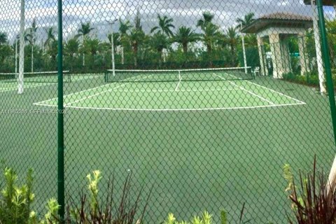 Condominio en alquiler en Doral, Florida, 3 dormitorios, 113.99 m2 № 2024850 - foto 4