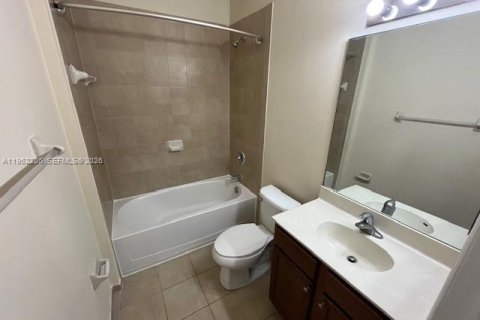 Condominio en alquiler en Doral, Florida, 3 dormitorios, 113.99 m2 № 2024850 - foto 24