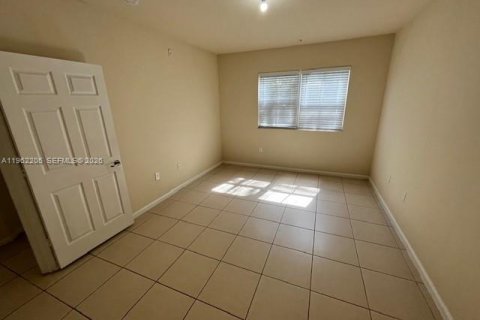 Condominio en alquiler en Doral, Florida, 3 dormitorios, 113.99 m2 № 2024850 - foto 26