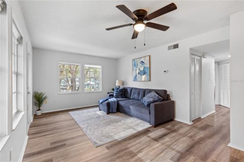 Condo in Ocala, Florida, 2 bedrooms  № 1843705 - photo 3