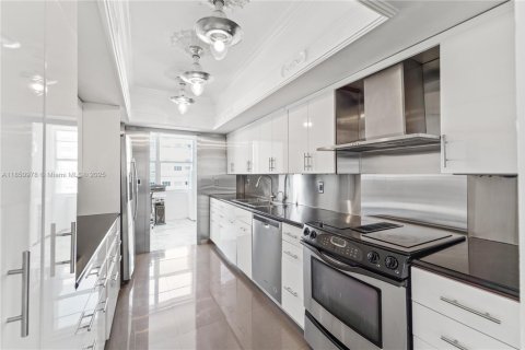 Copropriété à vendre à Miami Beach, Floride: 2 chambres, 179.77 m2 № 1858653 - photo 7