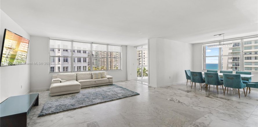 Condo à Miami Beach, Floride, 2 chambres № 1858653