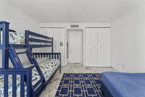 Copropriété à vendre à Miami Beach, Floride: 2 chambres, 179.77 m2 № 1858653 - photo 15