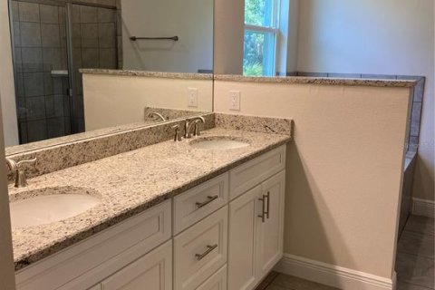 House in North Port, Florida 4 bedrooms, 192.03 sq.m. № 1158361 - photo 7