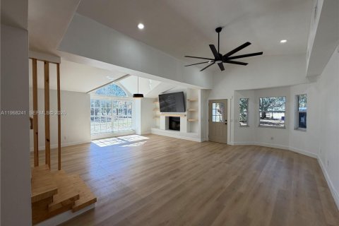 Villa ou maison à vendre à Sebring, Floride: 3 chambres № 2029773 - photo 19