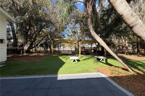 Villa ou maison à vendre à Sebring, Floride: 3 chambres № 2029773 - photo 5
