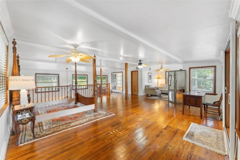 Снять в аренду виллу или дом в Форт-Лодердейл, Флорида 3 спальни, 290.6м2, № 1958553 - фото 22